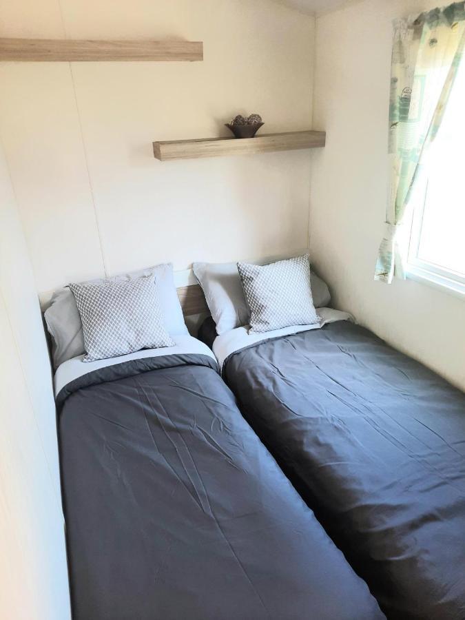 Blue Dolphin Holiday Park Gristhorpe المظهر الخارجي الصورة